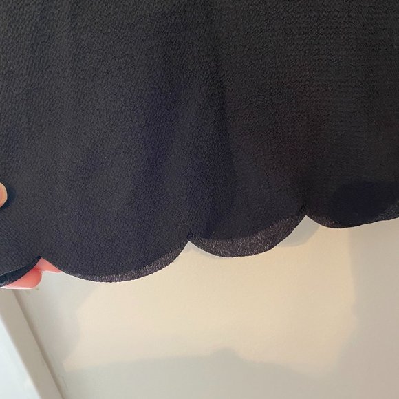 Simple Black Tank Top with Ruffle Bottom - Picture 2 of 2